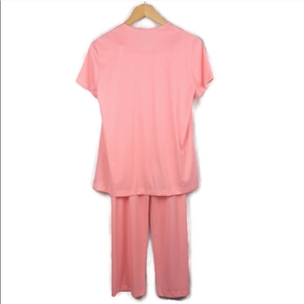 Vintage Vanity Fair Peachy Pink Pajamas in Size 34 - Picture 4 of 8
